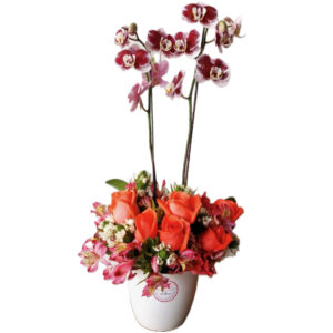 arreglo individual con pleitesía floral